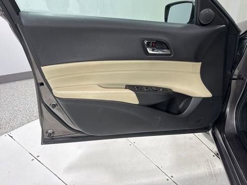 Used 2014 Acura ILX w/ Technology Package FWD image 12