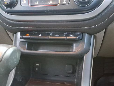 Used 2015 GMC Canyon SLE w/ SLE Convenience Package image 14