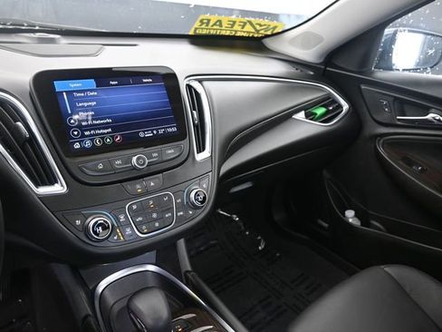 Used 2024 Chevrolet Malibu LT image 23
