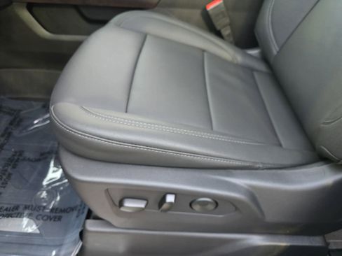 New 2026 GMC Sierra 2500 SLT w/ SLT Convenience Package image 26
