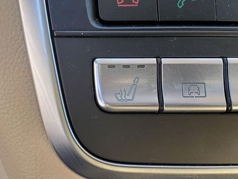 Used 2018 Mercedes-Benz GLA 250 4MATIC image 29