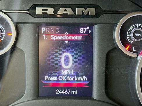 Used 2025 RAM 2500 Big Horn AWD/4WD image 15