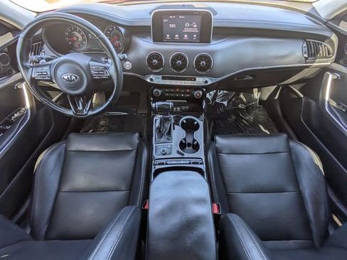 Used 2019 Kia Stinger RWD image 14