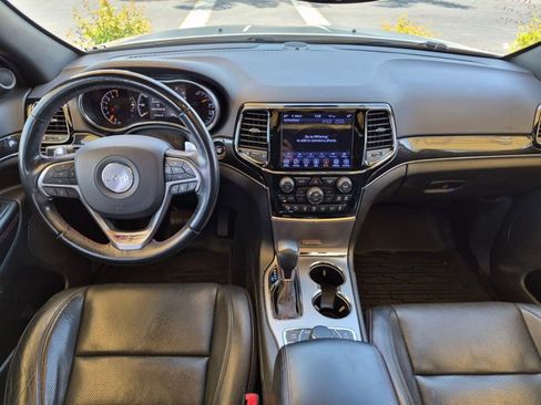 Used 2020 Jeep Grand Cherokee Trailhawk w/ Trailhawk Luxury Group AWD/4WD image 17