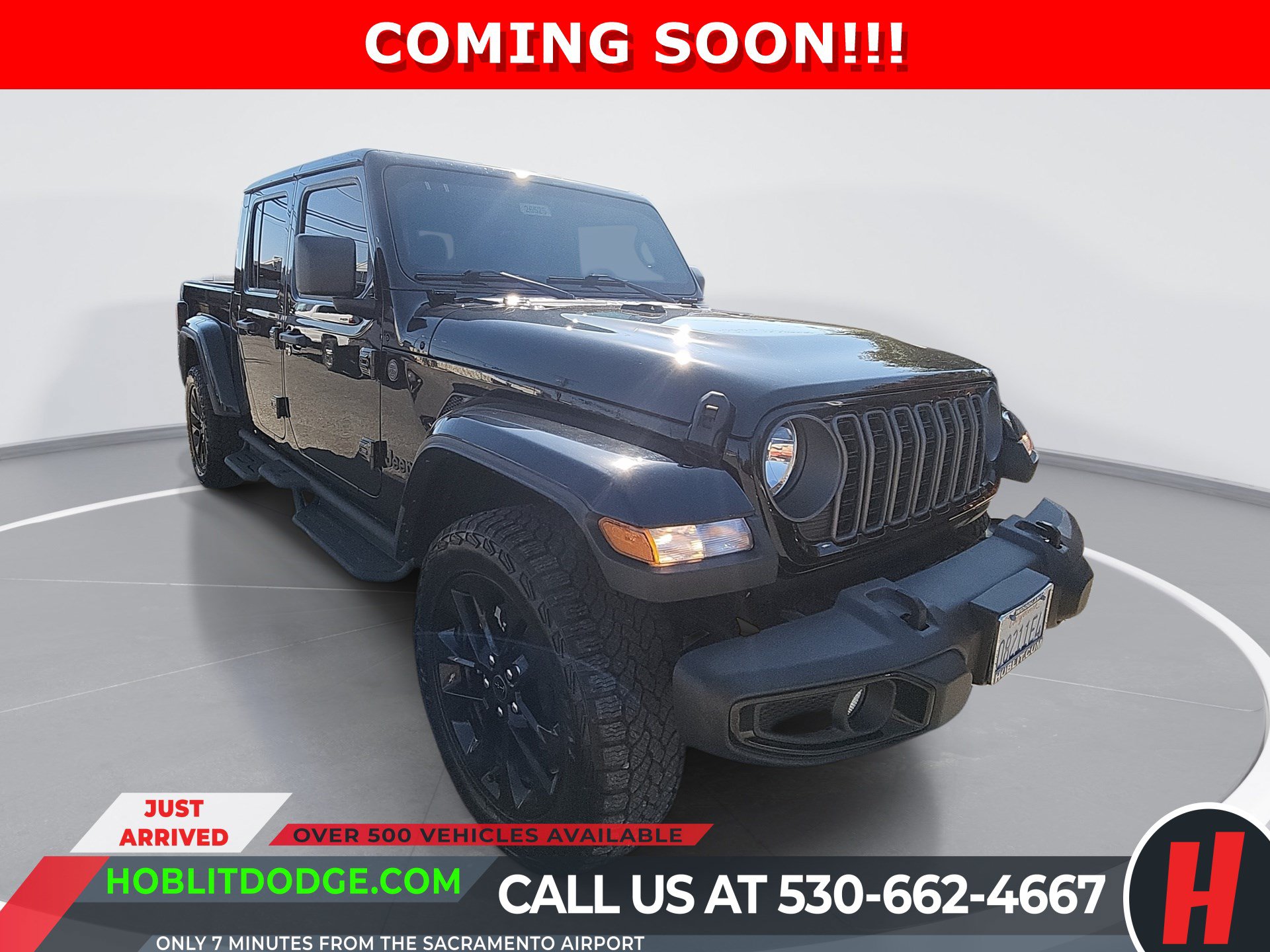 Certified 2025 Jeep Gladiator Sport AWD/4WD image 1