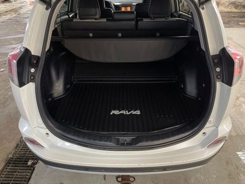 Used 2016 Toyota RAV4 Limited image 22