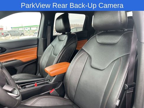 Used 2024 Jeep Compass Limited w/ Elite Group image 10