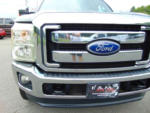 Used 2011 Ford F250 Lariat w/ Lariat Interior Pkg AWD/4WD image 36