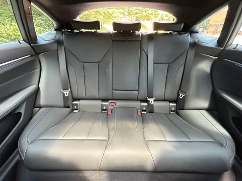 Used 2025 BMW i4 eDrive40 w/ Premium Package RWD image 22