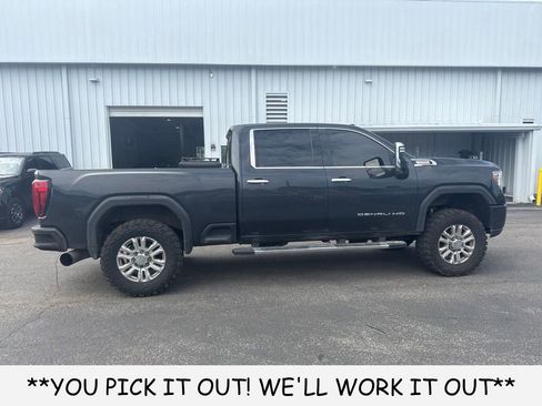 Used 2020 GMC Sierra 2500 Denali w/ Denali Ultimate Package AWD/4WD image 3