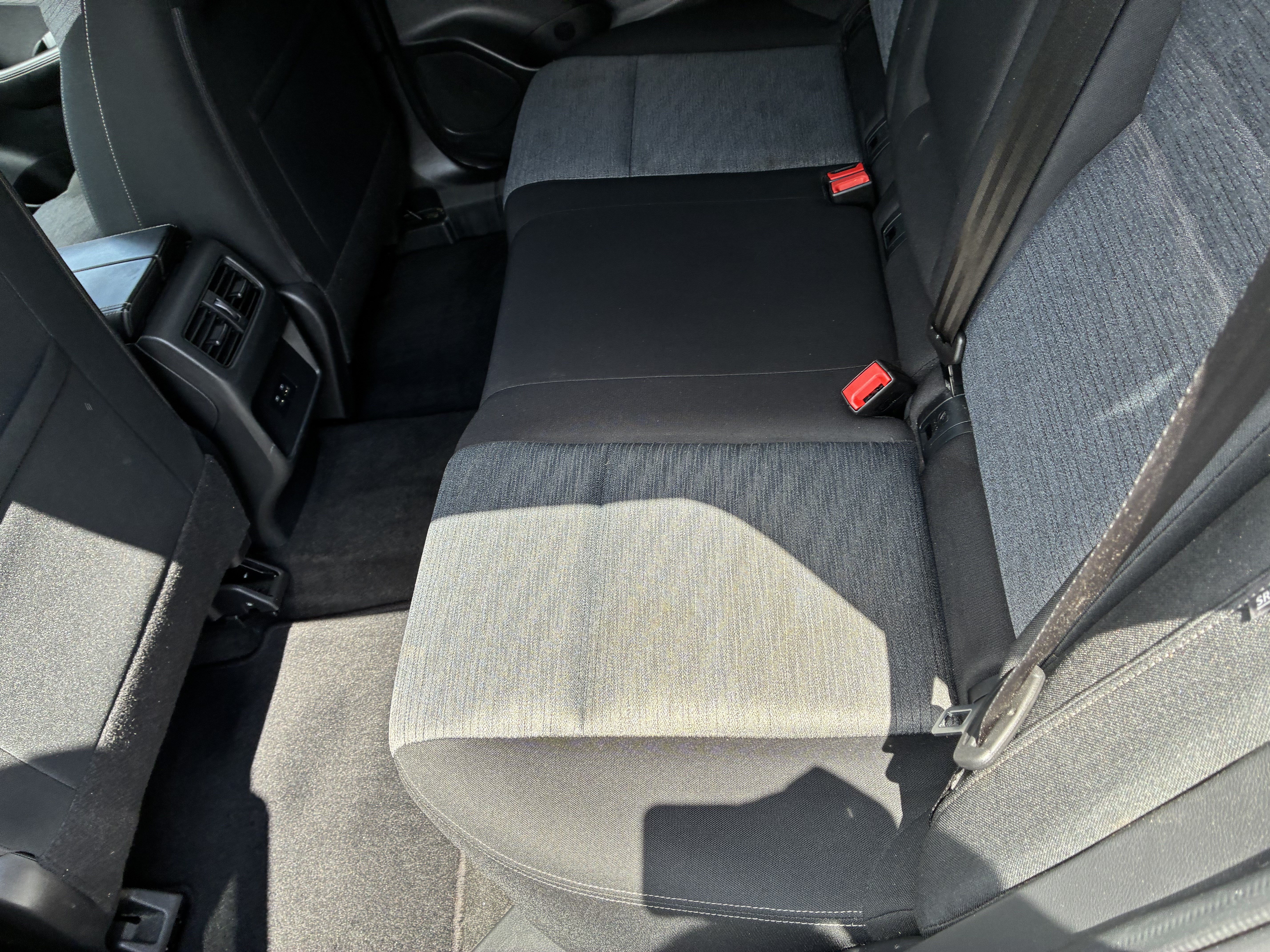 Used 2022 Nissan Rogue SV FWD image 13