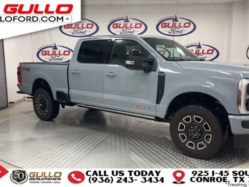 Used 2026 Ford F250 Platinum AWD/4WD image 2