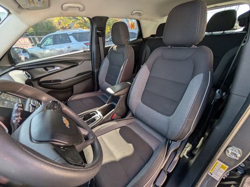 Used 2021 Chevrolet TrailBlazer LS FWD image 16
