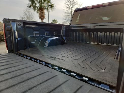 Used 2021 Chevrolet Silverado 1500 Custom image 28