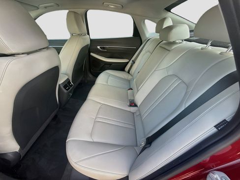 Used 2023 Hyundai Sonata Limited w/ Cargo Package FWD image 21