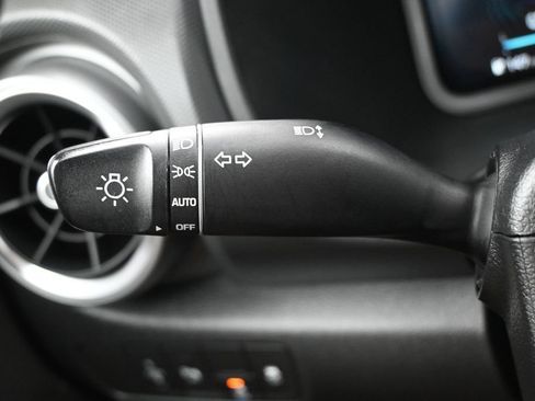 Used 2023 Hyundai Kona Limited FWD image 18