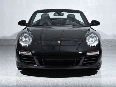 Used 2011 Porsche 911 Carrera GTS RWD image 10