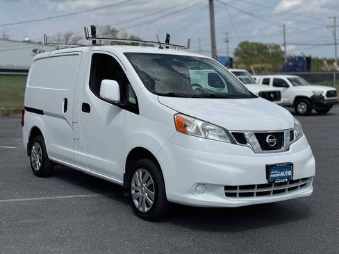 Used 2018 Nissan NV200 SV FWD image 3