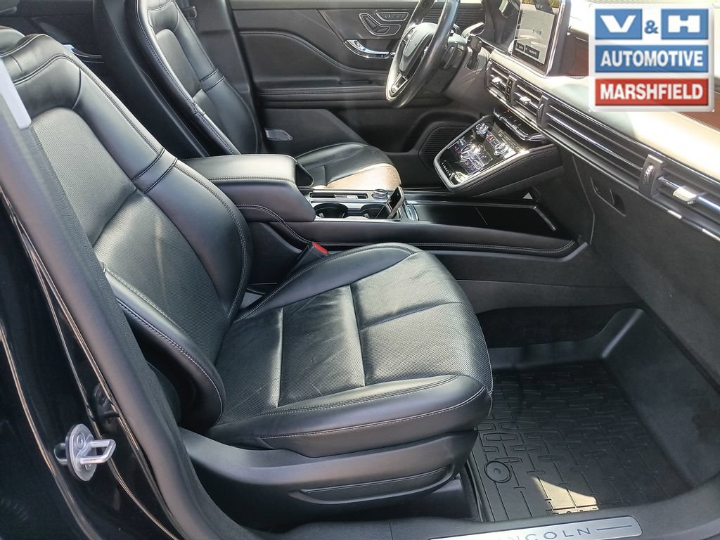Used 2022 Lincoln Corsair Reserve AWD/4WD image 17