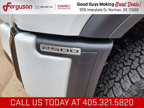New 2026 GMC Sierra 2500 AT4 w/ AT4 Premium Plus Package AWD/4WD image 11