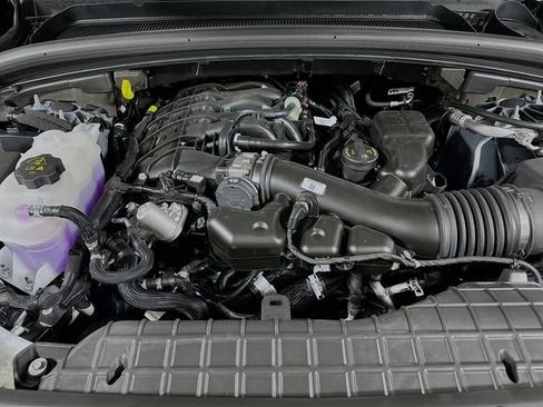 New 2025 Jeep Grand Cherokee L Limited w/ Luxury Tech Group II image 18