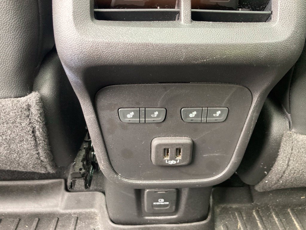 Used 2022 Chevrolet Equinox Premier AWD/4WD image 23