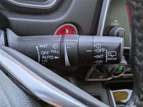 Used 2017 Honda CR-V Touring image 37