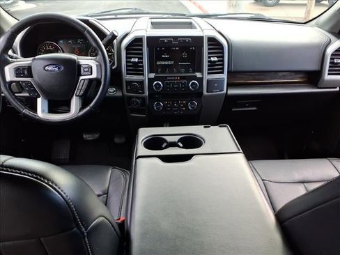 Used 2018 Ford F150 Lariat w/ Trailer Tow Package image 19