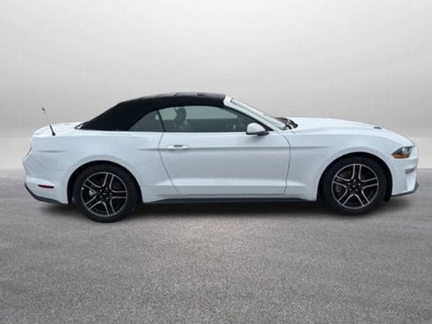 Used 2022 Ford Mustang Premium image 6