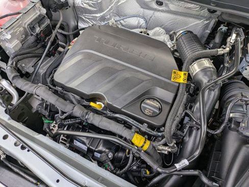 New 2026 Chevrolet Trax RS w/ Sunroof Package image 26