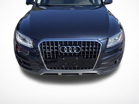 Used 2017 Audi Q5 2.0T Premium Plus w/ Technology Package image 2