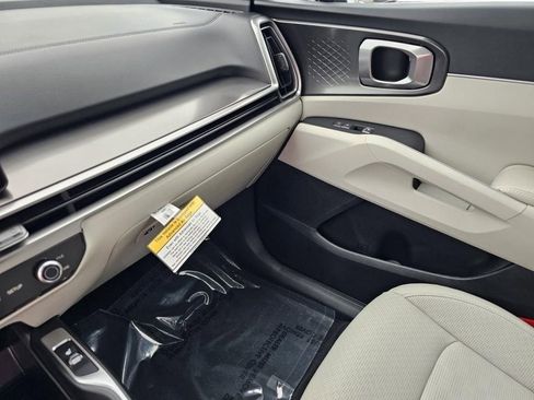 New 2026 Kia Sorento S FWD image 28
