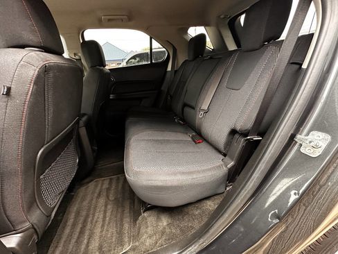Used 2017 Chevrolet Equinox LT w/ Convenience Package FWD image 16