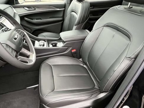 New 2025 Jeep Grand Cherokee L Limited w/ Black Appearance Package image 14