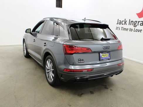 Certified 2024 Audi Q5 e Prestige image 2