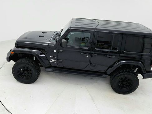 Used 2021 Jeep Wrangler Unlimited Sahara AWD/4WD image 14
