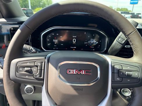 New 2026 GMC Sierra 2500 SLT AWD/4WD image 28