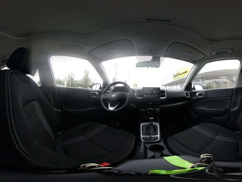 Used 2026 Hyundai Venue SEL FWD image 37
