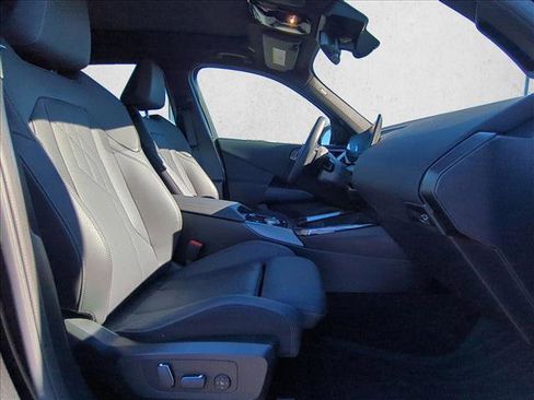 Used 2025 BMW X3 xDrive30i w/ Convenience Package image 21