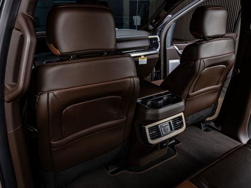 Used 2026 Ford F450 King Ranch w/ Chrome Package AWD/4WD image 34