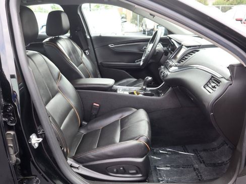 Used 2018 Chevrolet Impala Premier FWD image 9