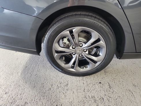 Used 2023 Honda Accord EX image 10