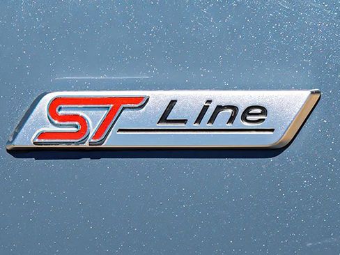 Used 2024 Ford Escape ST-Line w/ Tech Pack #1 AWD/4WD image 18