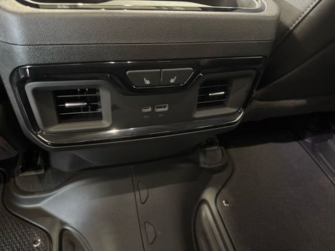 Used 2026 GMC Sierra 1500 AT4 w/ AT4 Premium Package AWD/4WD image 14
