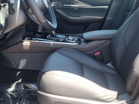 Used 2025 MAZDA CX-30 2.5 Turbo w/ Premium Plus Pkg image 12