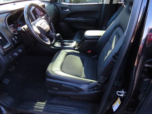 Used 2019 GMC Canyon All Terrain w/ All Terrain X Package image 40