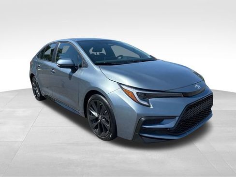 Used 2023 Toyota Corolla SE FWD image 8