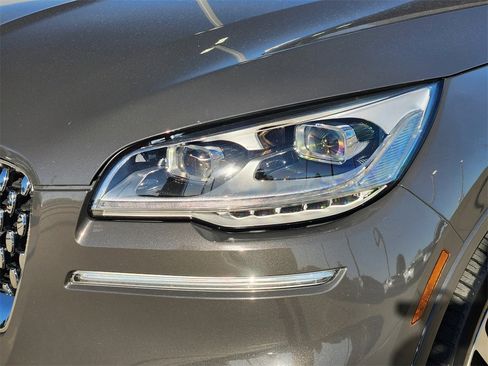 Used 2020 Lincoln Aviator Black Label Grand Touring w/ Class IV Trailer Tow Package image 9