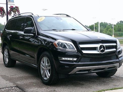 Used 2015 Mercedes-Benz GL 450 4MATIC image 3