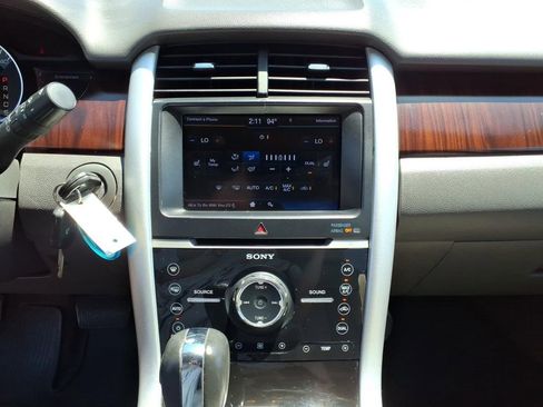 Used 2013 Ford Edge Limited FWD image 11